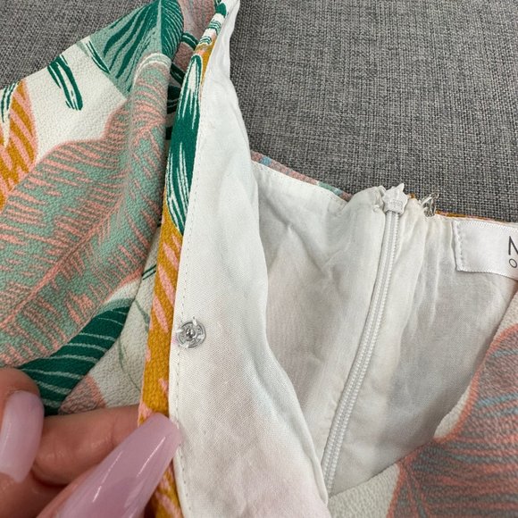 MOD On Trend Floral‎ Wrap Romper  V-Neck Ruffled Trim Spaghetti Straps Medium - Picture 12 of 16